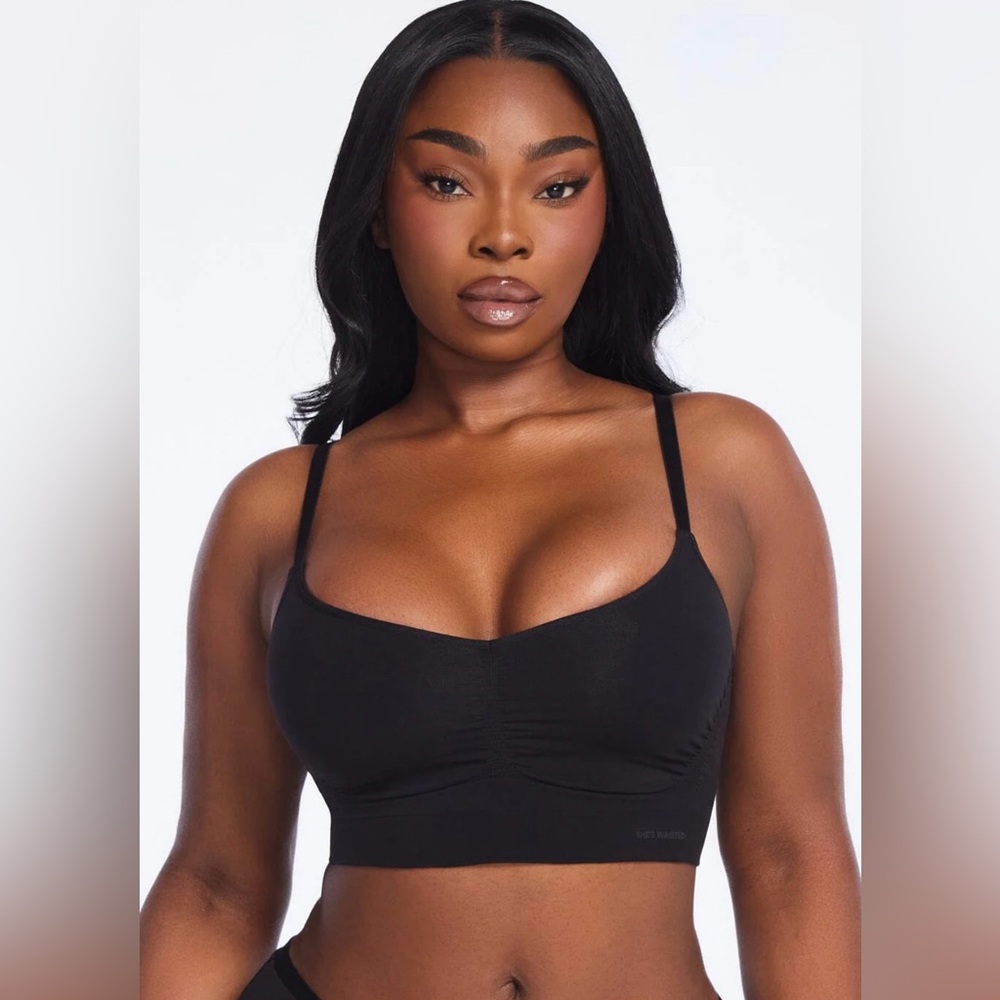 She’s Waisted Wireless Scoop Bra